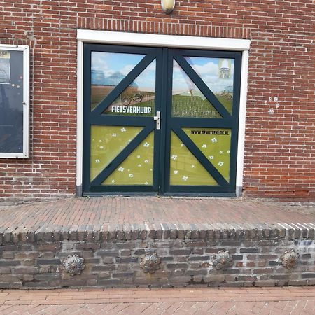 Logement 'De Witte Klok' Aparthotel Oude Bildtzijl Luaran gambar